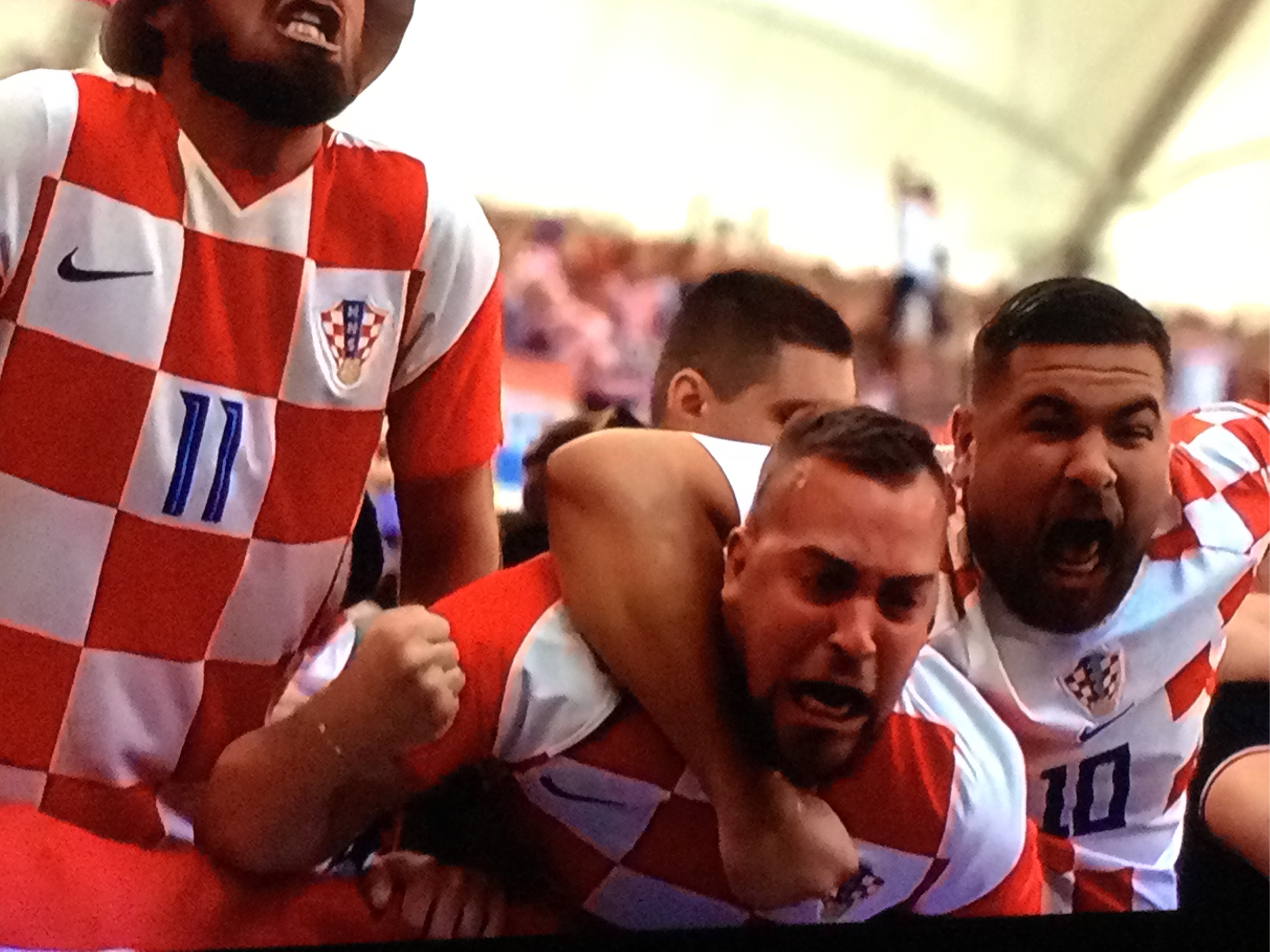 克罗地亚主场告捷，杀入淘汰赛来势汹汹