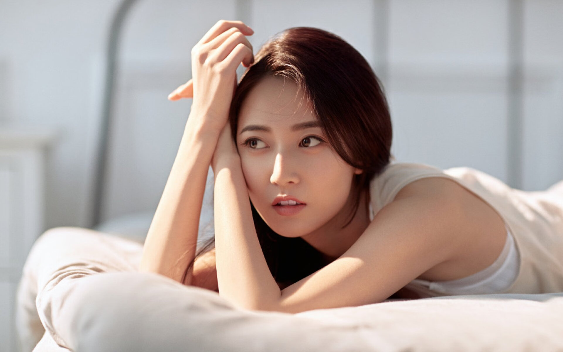 冰火双雄同日闪光,东契奇独舞撕裂开拓者,克莱极限操作主宰F1揭幕战